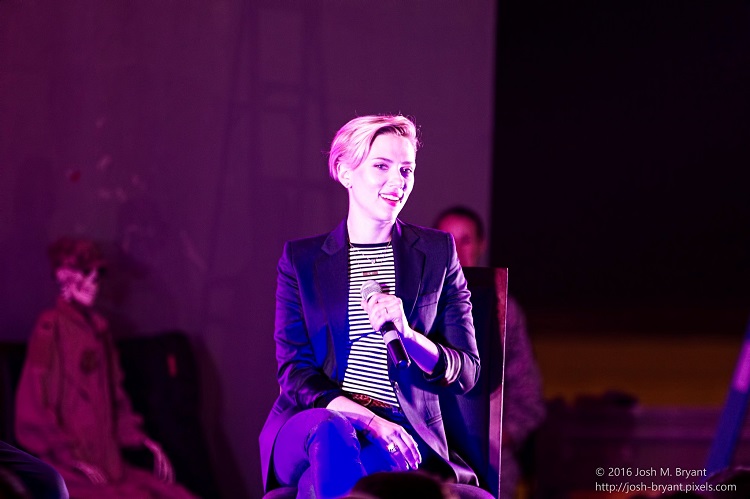 scarjo - Multiverse Of Color